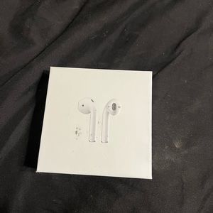 AirPods